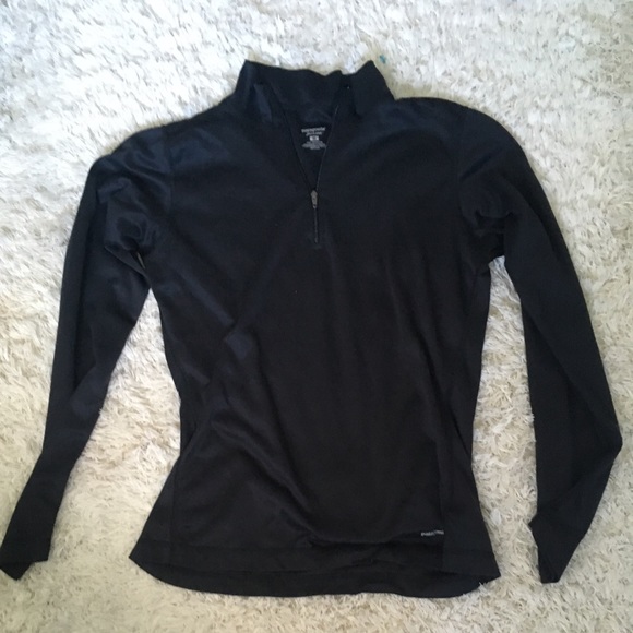 Patagonia Tops - Patagonia M black half zip long sleeve shirt
